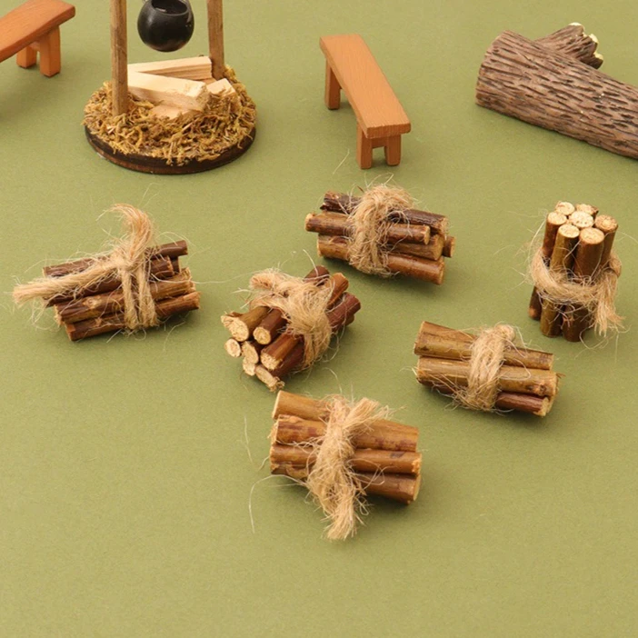 2/5Bundles 1:12 Dollhouse Miniature Bonfire Firewood Model Party Living Scene Decor Toy Doll House Accessories