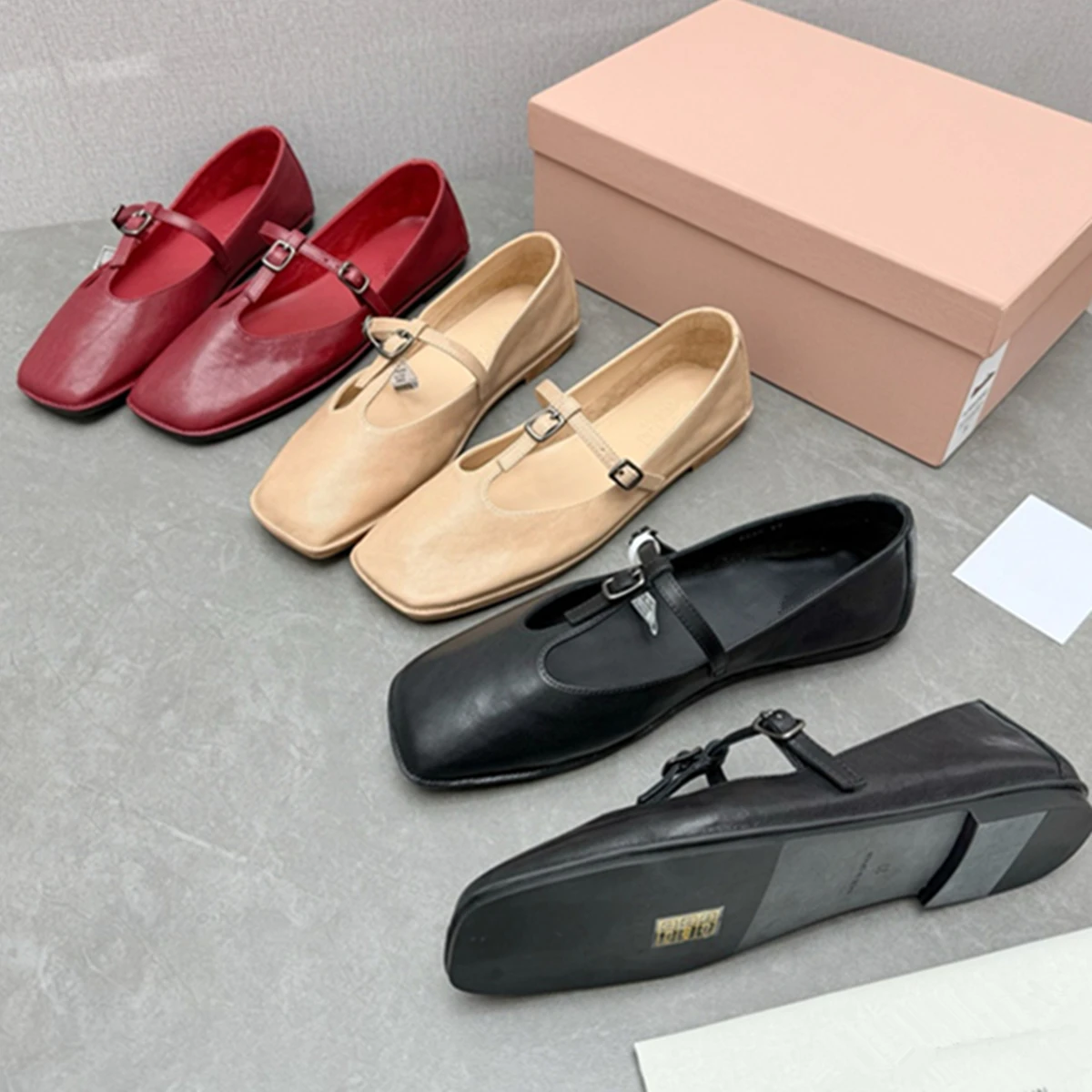 

Maxdutti French Retro Sheepskin T-buckle Square Toe Flat Shoes Women Fashion Ladies Soft Comfortable Mary Jane Loafers Shoes