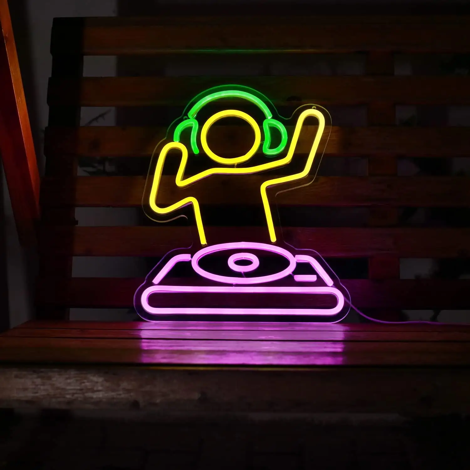 enseigne-neon-dj-enseigne-neon-anime-lumiere-neon-led-a-intensite-variable-pour-decoration-murale-enseigne-neon-mignonne-pour-bar-fete-decoration-murale-artistique
