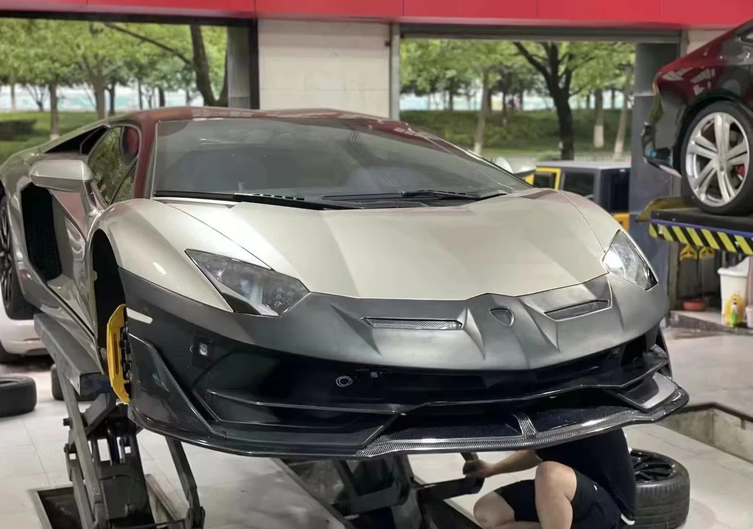 SVJ Style BodyKit Forged Carbon Fiber Car Bumper for  LP700-4 LP720 LP750 Lambo Aventador Body Kits