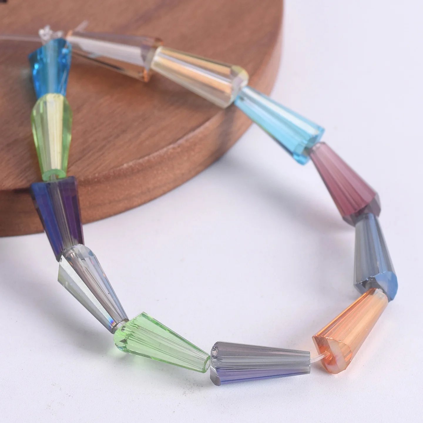 10 buah 15x8mm bentuk kerucut air mata manik-manik longgar kaca kristal segi untuk membuat perhiasan DIY temuan kerajinan