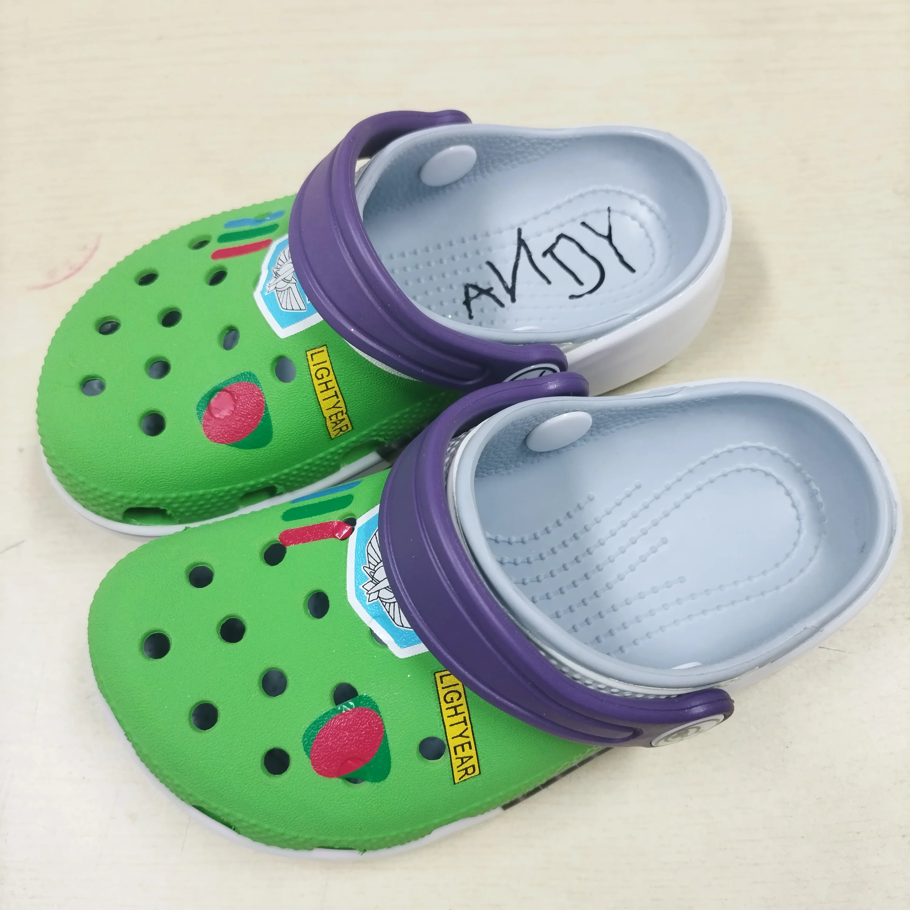 

Summer New Cave Sandals Slippers Buzz Lightyear Woody Sandals Kawaii Eva Anime Home Beach Shoes Breathable Couple Slippers Gifts