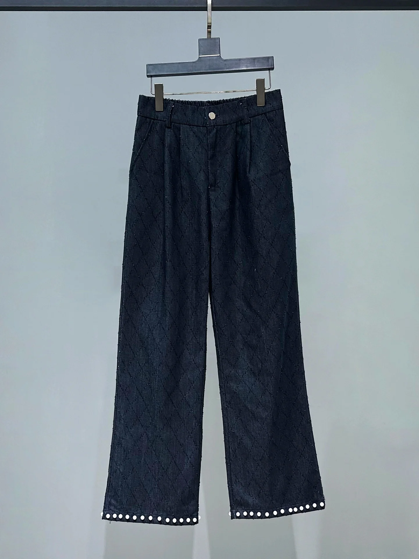 

Оригинальный дизайн, украшенный жемчугом, с бриллиантовым узором, мужские повседневные джинсы прямого кроя, универсальные длинные брюки, модные молодежные брюки