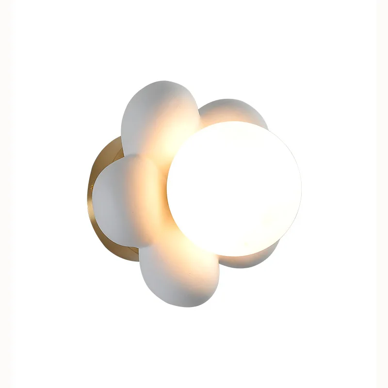 

Pastoral style simple and warm flower bedside lamp