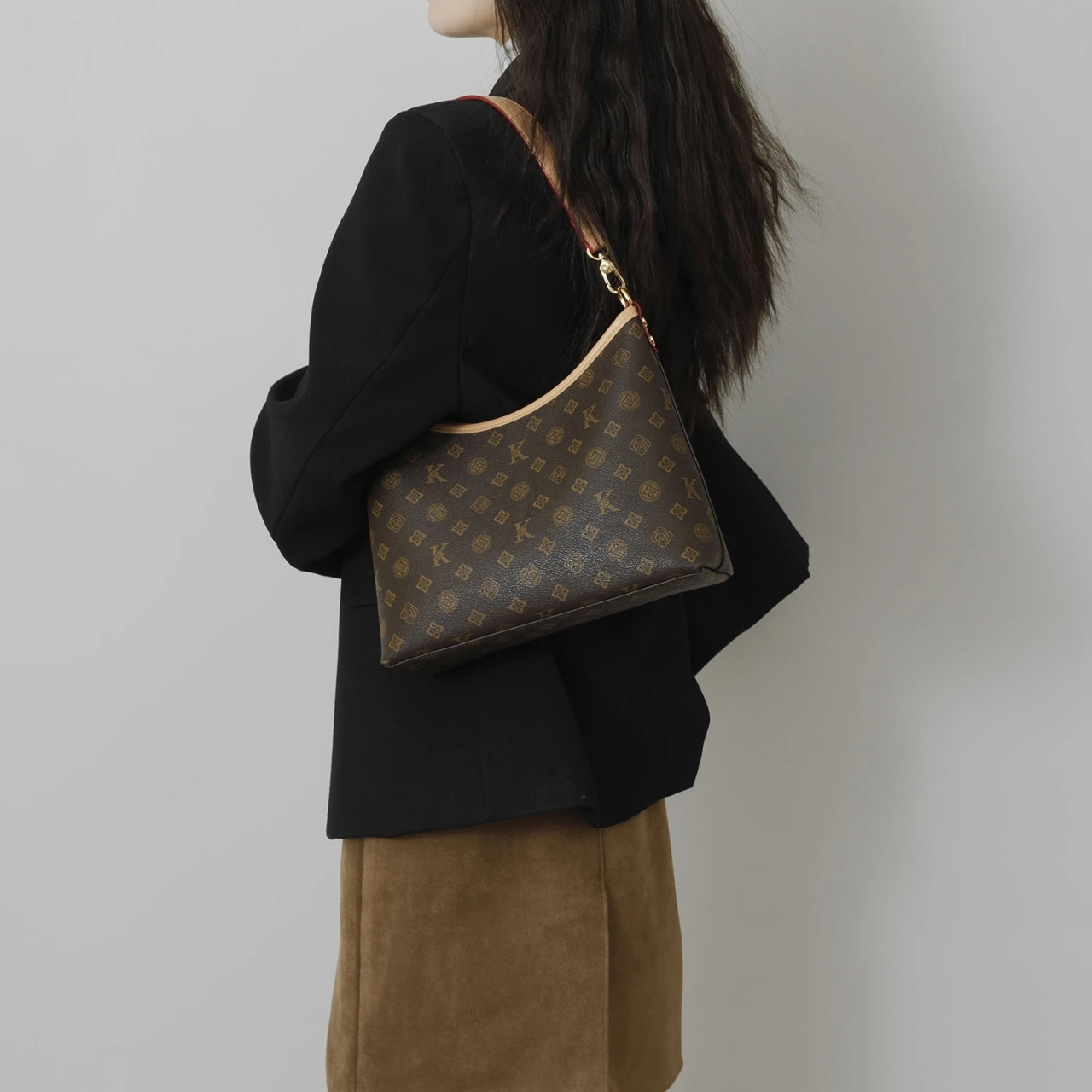 

Модная сумка через плечо, роскошная портативная сумка на молнии, женская сумка-кроссбоди с классическим дизайнерским логотипом.