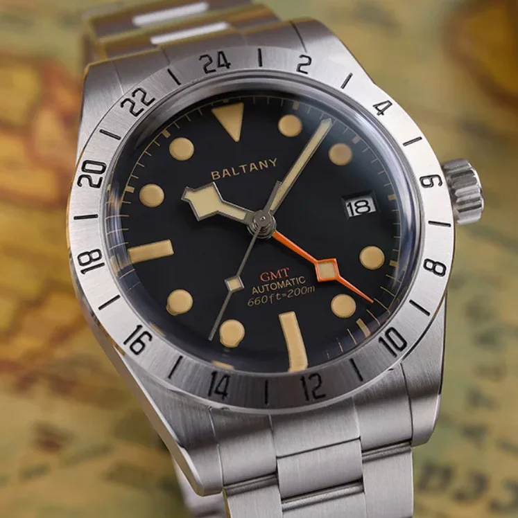 

Baltany Мужские автоматические часы 39 мм GMT Механические наручные часы Военные сапфировые дайверские 20 бар Водонепроницаемые C3 Светящиеся 4 стрелки NH38