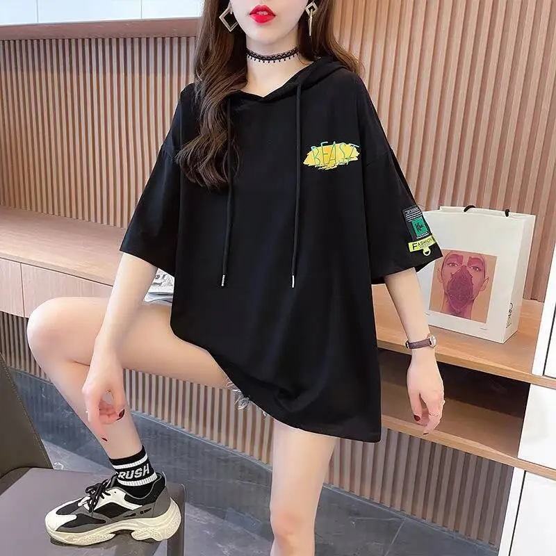 بلايز امرأة فضفاضة قصيرة الأكمام الجرافيك القطن الصيف الزي الأسود تي شيرت للنساء Y K الملابس الكورية مراجعات قطعة واحدة أنيقة