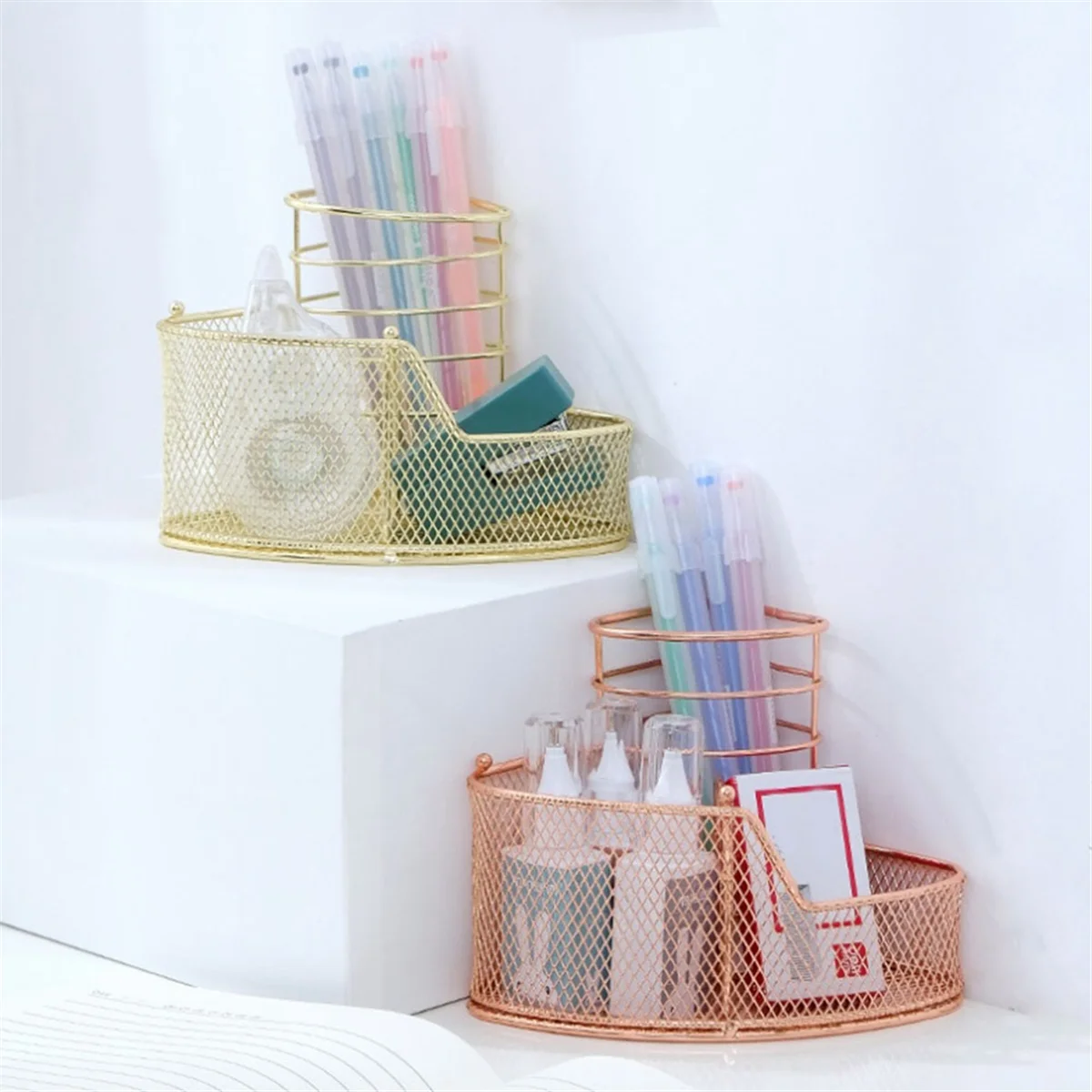 Exquisito portalápices de malla, soporte de almacenamiento de papelería de Metal en forma de triángulo, 3 compartimentos, soporte de almacenamiento de oficina de escritorio B