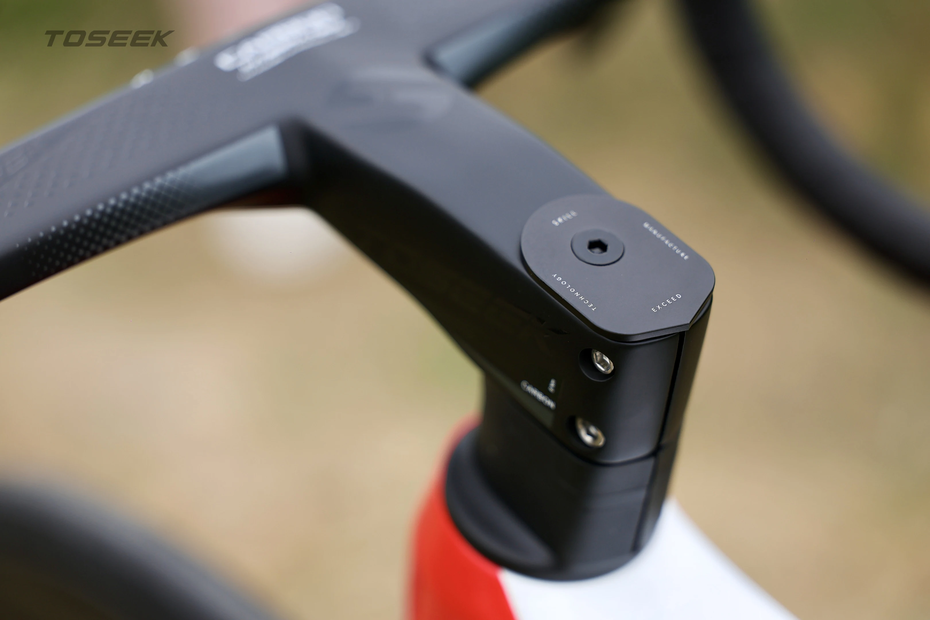 TOSEEK Fahrradlenker Drop Bar T800 Rennrad-Carbonlenker Integrierter Rennradlenker Gebogener Lenker Interne Kabelführung Fahrradteil – Detail 18