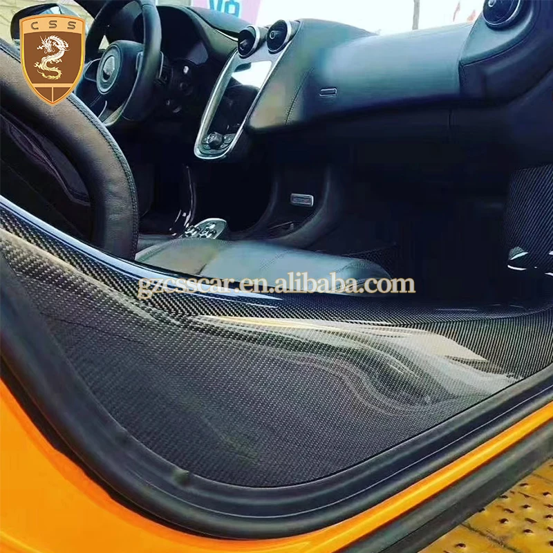 

Glossy Matte Black Dry Carbon Fiber Car Side Door Pedal For McLaren 540C 570S 570GT Door Sill Car Trims OEM Style Accessories