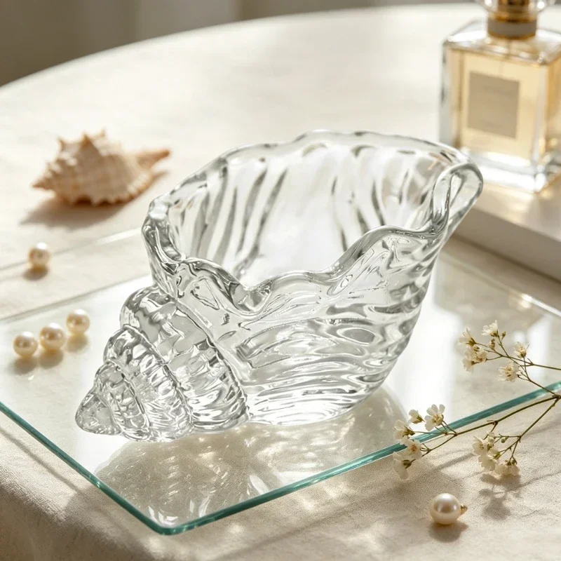 European Minimalist Transparent Glass Seashell Candlestick Decorative Piece for Ambient Atmosphere