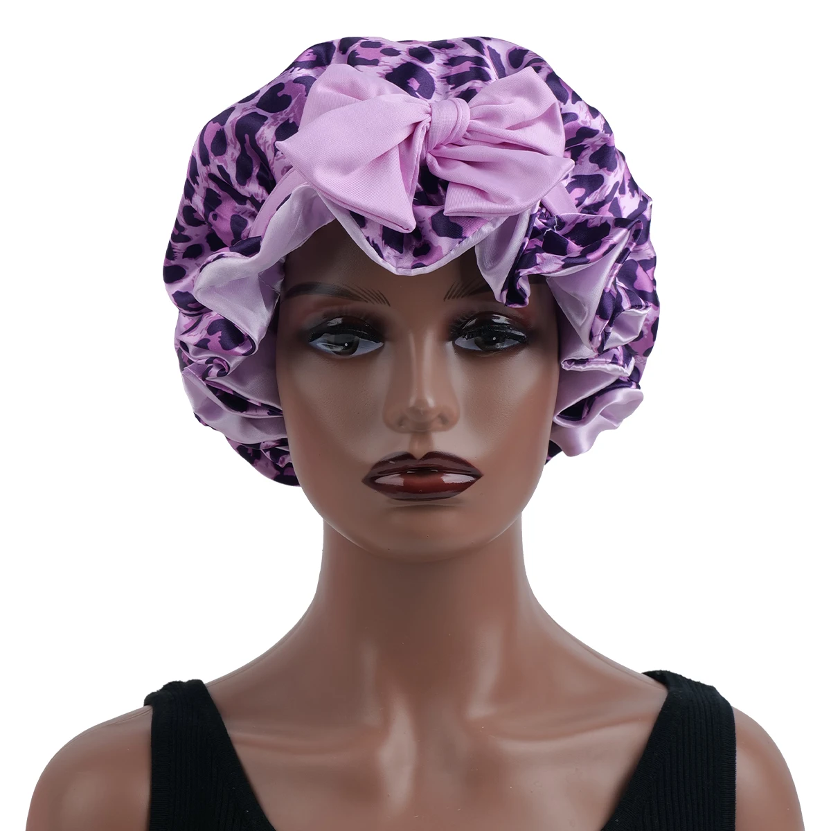 قبعة نوم للسيدات بطبعة الفهد الأرجواني مع شريط طويل وعقدة فراشة ناعمة ومريحة هدية العيد للطلاب والعائلة