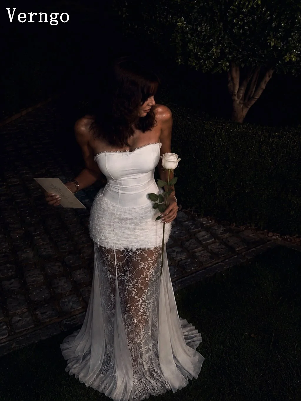 Picture 4: Verngo Luxury Lace Bridal Gowns Strapless A Line Illusion A Line Bride Dresses Sexy Prom Wedding Dress After Party Customized