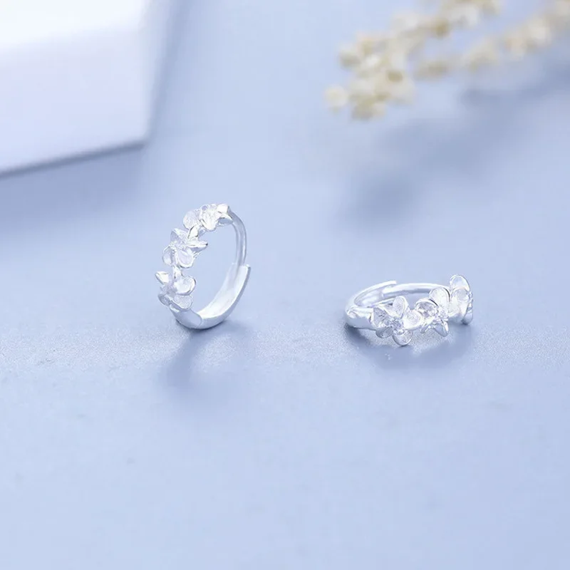 Classic Fashion Crystal Zircon Flower Type Three Five-leaf Hoop Earrings for Women High Quality Bride Jewelry Accessories Gift