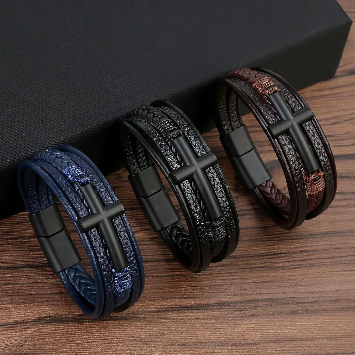 Pulsera de cuero trenzada para hombre, brazalete con hebilla magnética, multicapa, estilo Punk, cruz negra, regalo de joyería