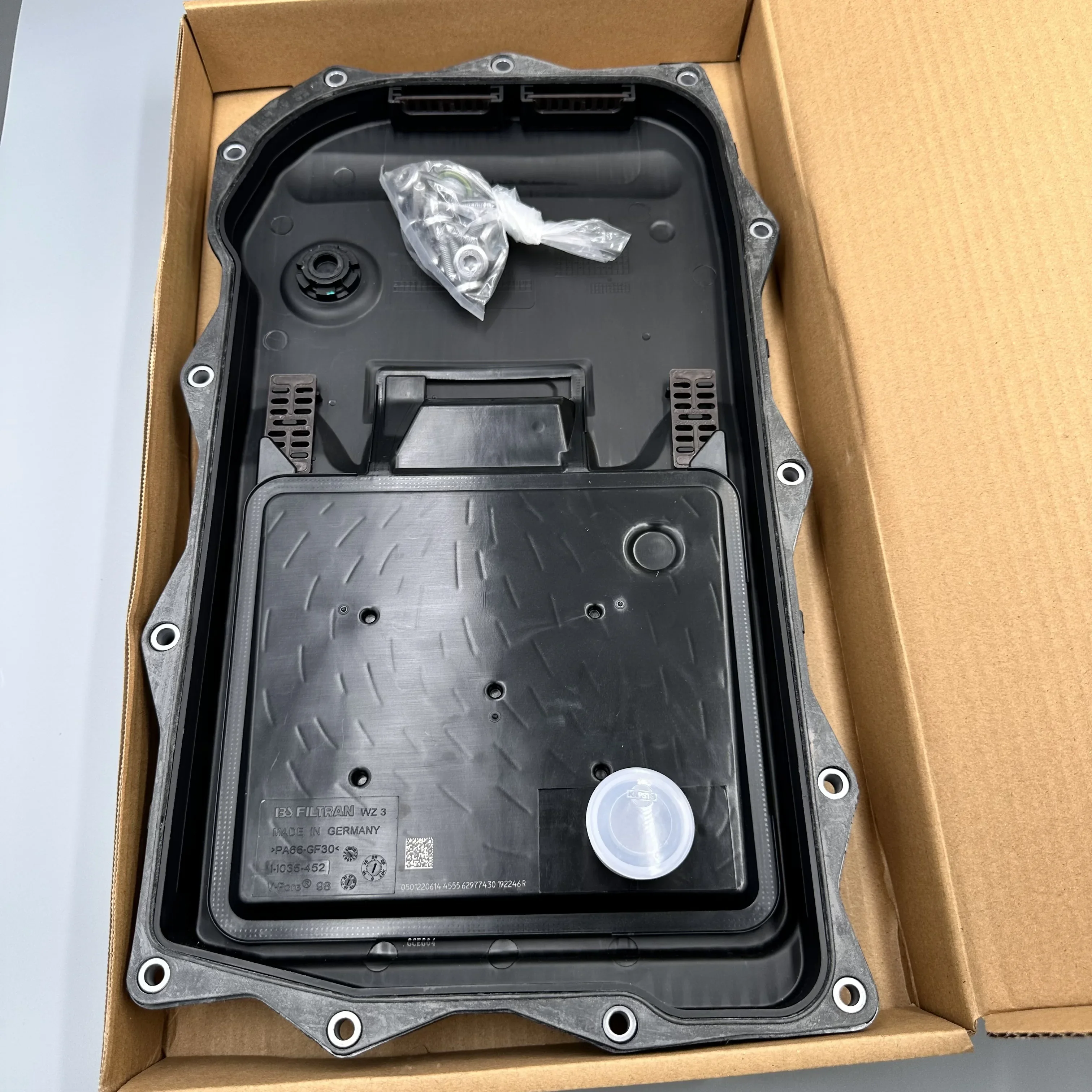 

5PCS Transmission Oil Pan Filter For Jaguar Land Rover Discovery45 Range Rover Velar Sport JDE26442 JDE36541 LR023294 LR065238