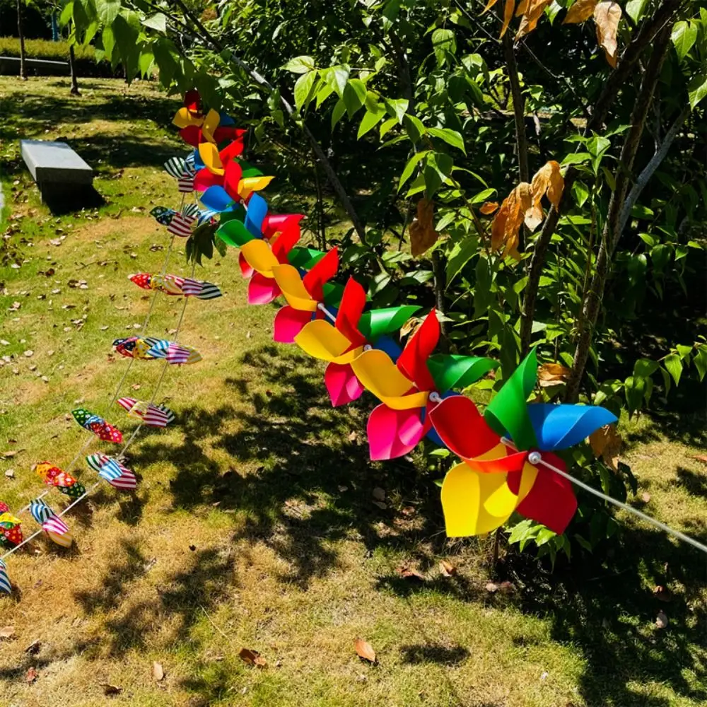 10 ชิ้น/ชุด พร้อมเชือกตกแต่ง ซุ้มโค้งหลากสี โมบายลมรูปวงกลมลายทางหลากสี ทำจากพลาสติก โมบายลมแขวนทำมือ