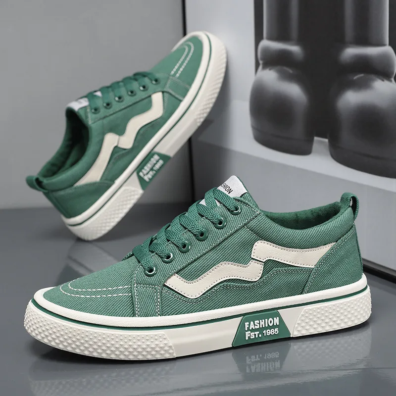 Summer Men's Canvas Shoes New Style Fashion Lightweight Flat Skateboard Shoes Mens Outdoor Breathable Non-slip Sneakers Tenis