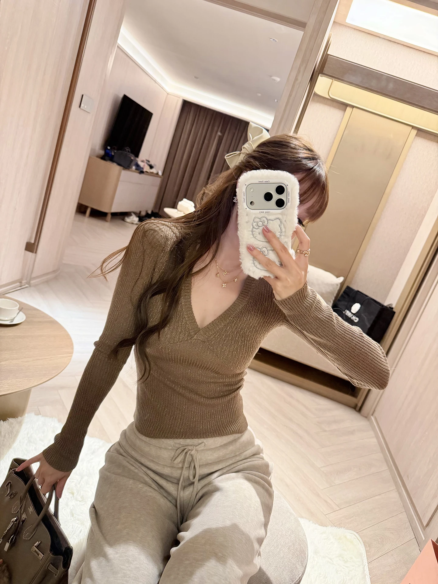 

Женский вязаный базовый свитер XinDaily Ciwalk с V-образным вырезом, длинными рукавами, из тонкой пряжи, блестящий, для ношения под одеждой, модный