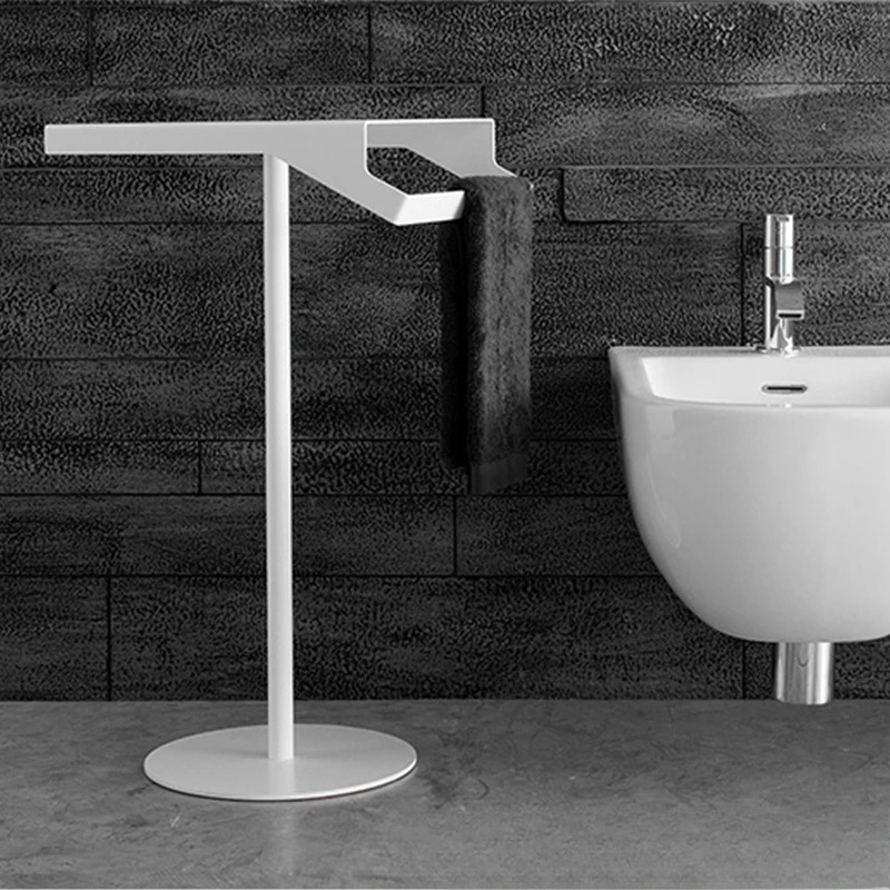 

Simple Nordic metal floor removable stainless steel bathroom outdoor towel rack