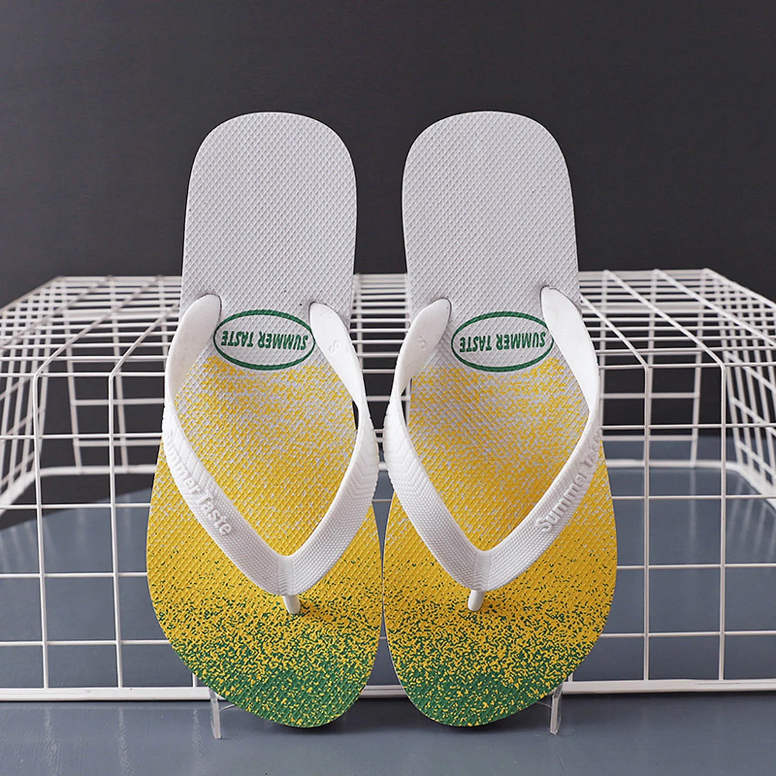 Mens Beach Slippers Size 13-15 New Wear And Men'S Flip Flops Fashion Slippers For Home Open Toe Indoor Flip Flops For Men