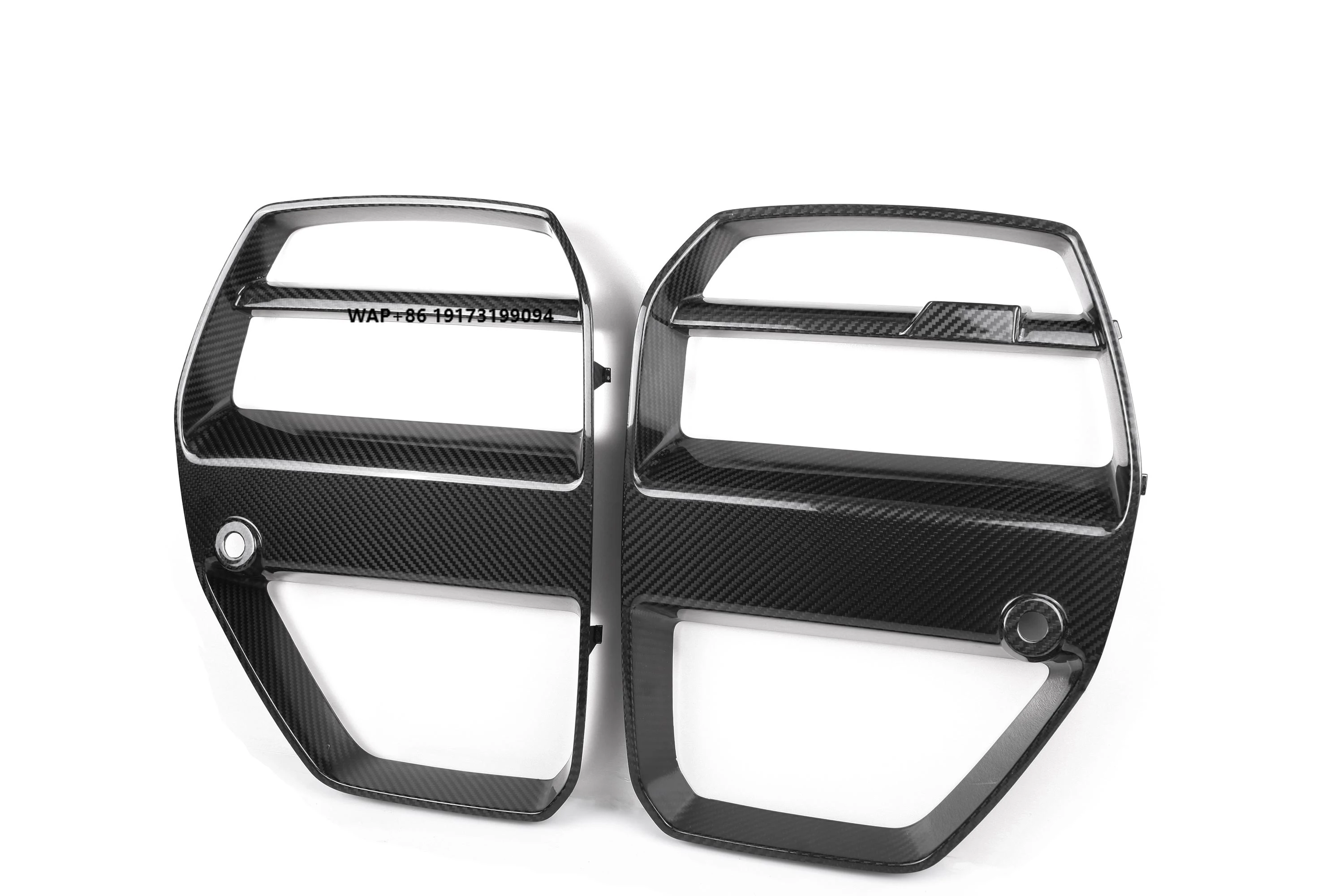 

Fitment High Quality Dry Carbon Fiber Body Kit V Design Grille For G82 M4/G80 M3