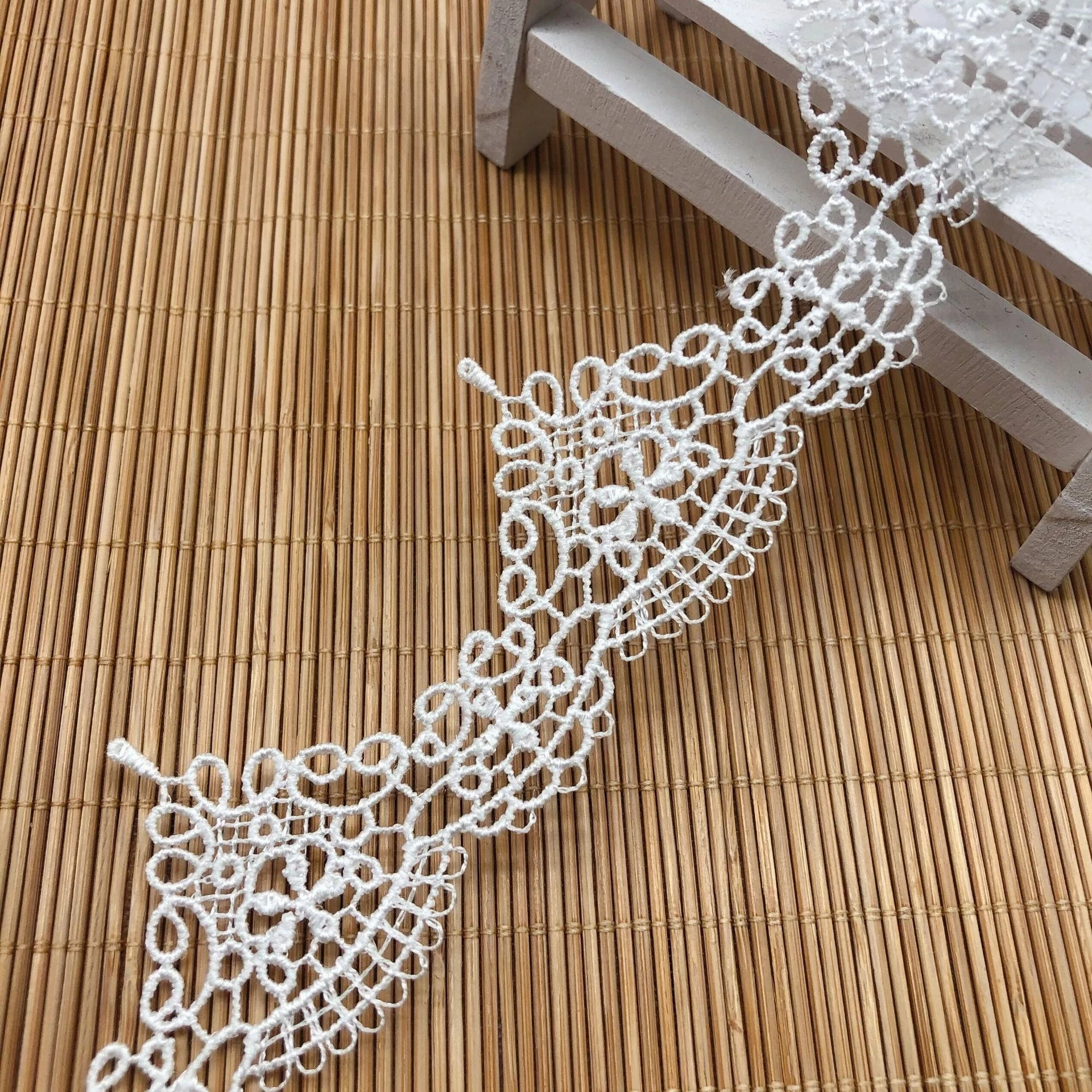 1Yards Best Selling Lace Fabric Trim 3.8CM Guipure Embroidery Lace Applique Dress Sewing Materials Ribbon dentelle encajes ZA30