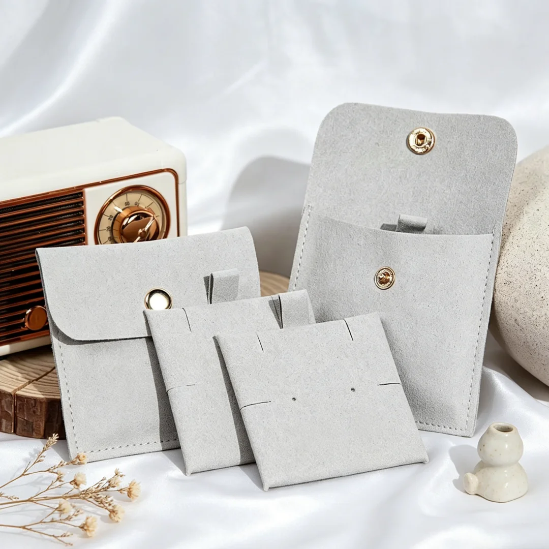 50-set-di-sacchetti-personalizzati-con-logo-per-gioielli-8x8cm-con-porta-orecchini-e-collane-6x6cm-in-microfibra-per-matrimonio