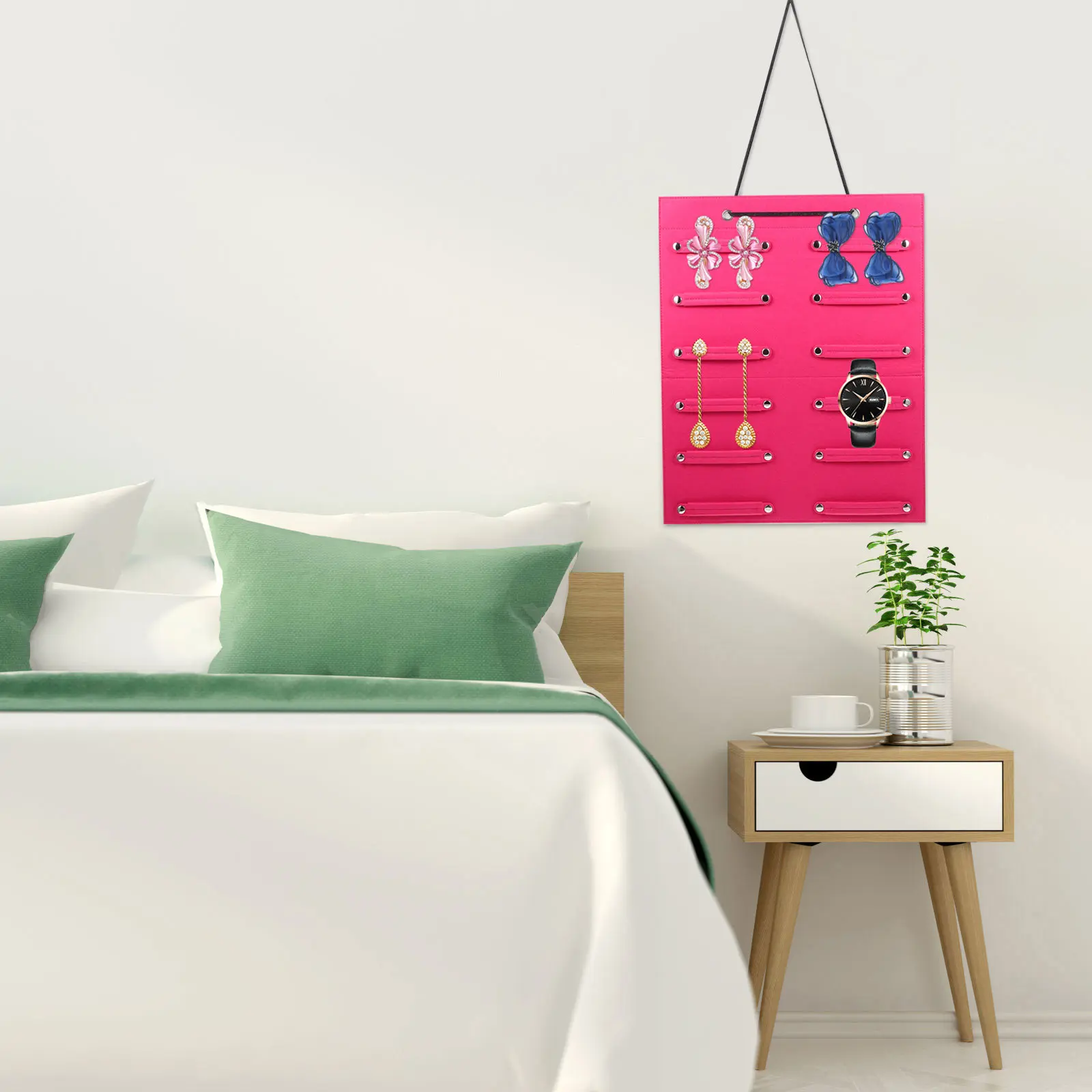 

Настенный органайзер для хранения заколок, бантиков и аксессуаров для волос из высококачественного войлока.