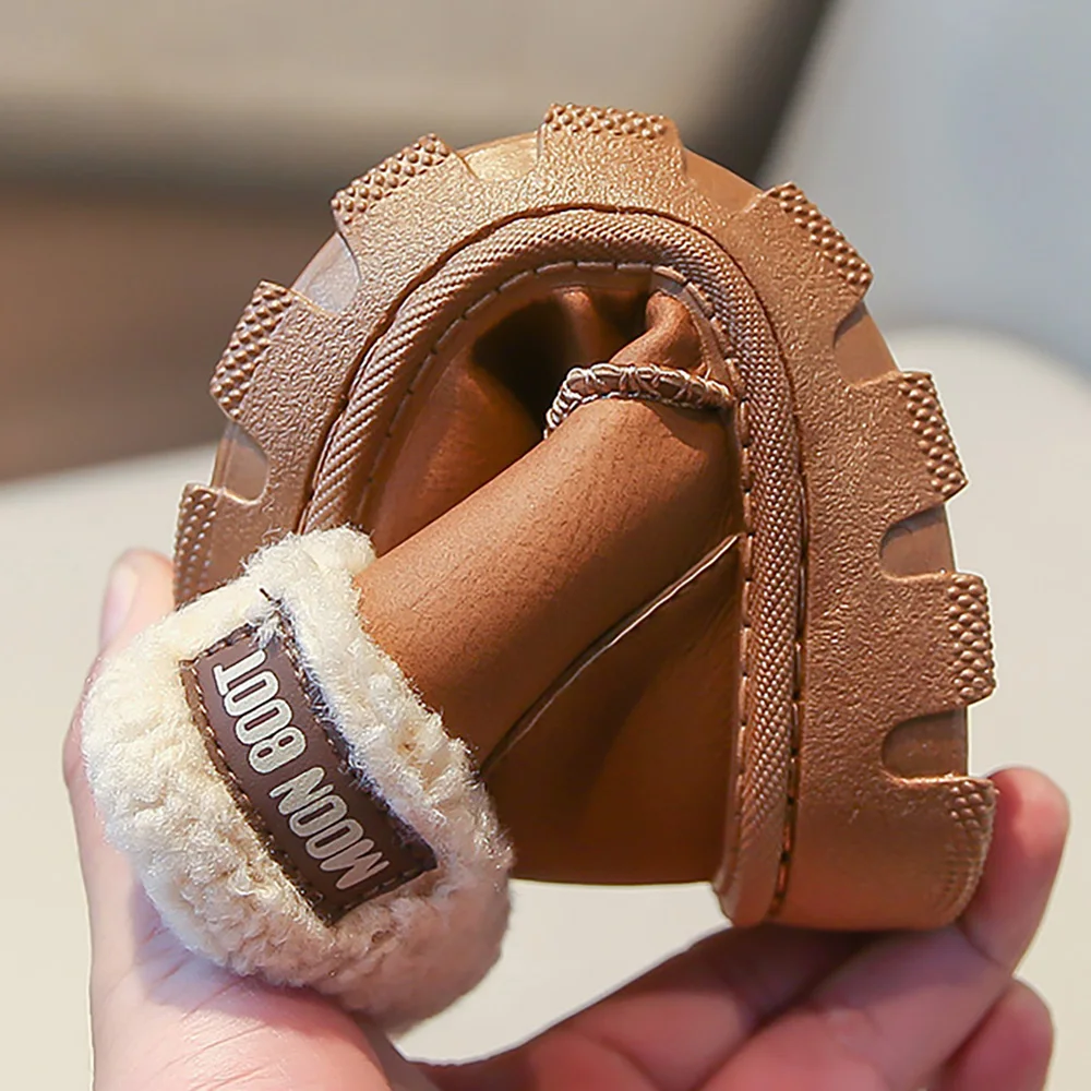سميكة الدافئة أفخم الأحذية للأطفال بولي Leather الجلود خمر طفل مبطن الأحذية الدافئة المضادة للانزلاق في الهواء الطلق الصبي الفتاة أحذية دافئة