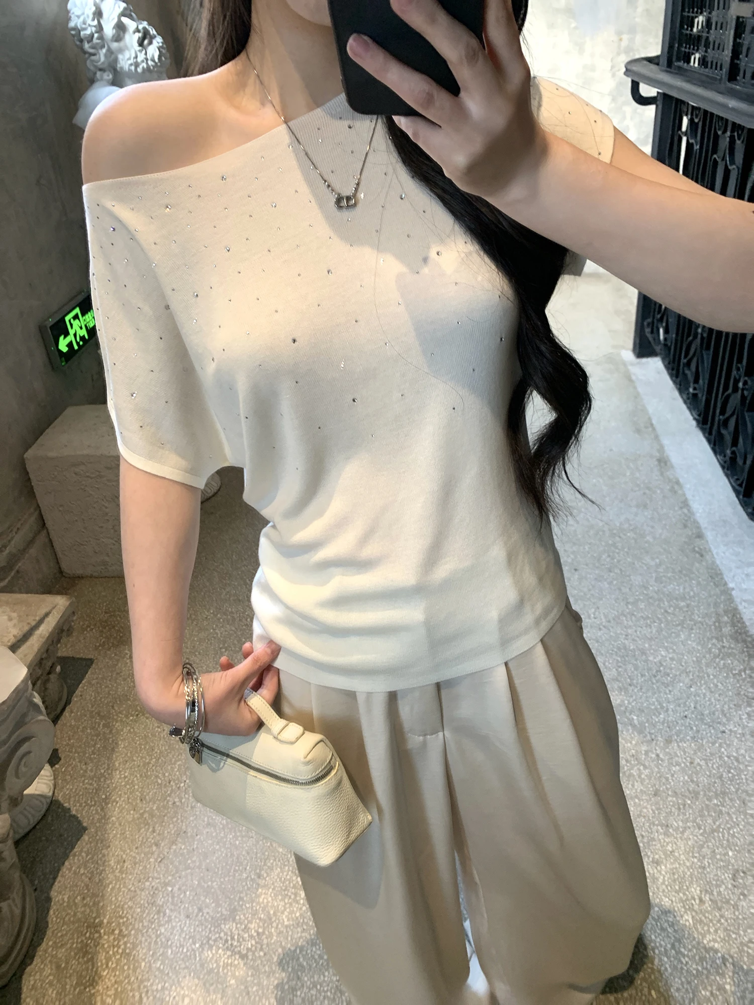 

Футболка Withmxboom Grey Home из шерсти с коротким рукавом, женская, летняя, свободного кроя, повседневный топ с эффектом похудения, с термообработкой, с вырезом на плече, D...