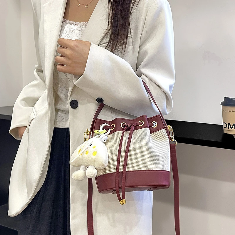 

Women's Fashion Luxury Leather Shoulder Bag Elegant Crossbody Handbag Designer Classic Tote For Chic Style