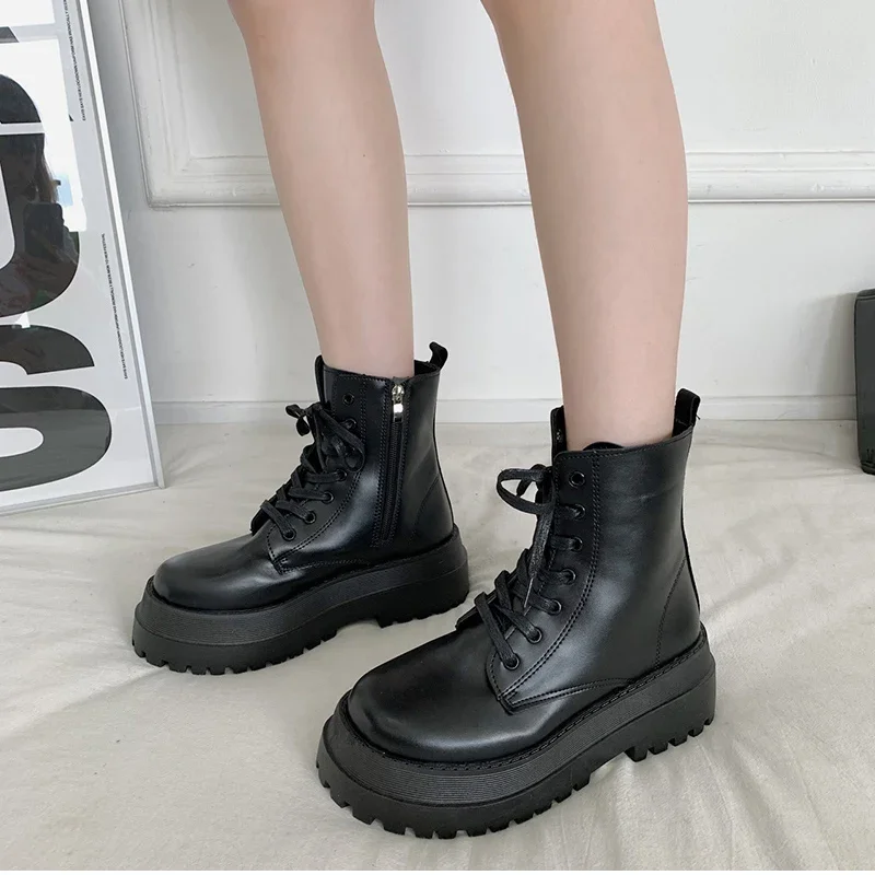 Platform Women Motorcycle Boots Fashion Elegant Side Zippers Shoes Square Heel Women\'s Morder Short Booties