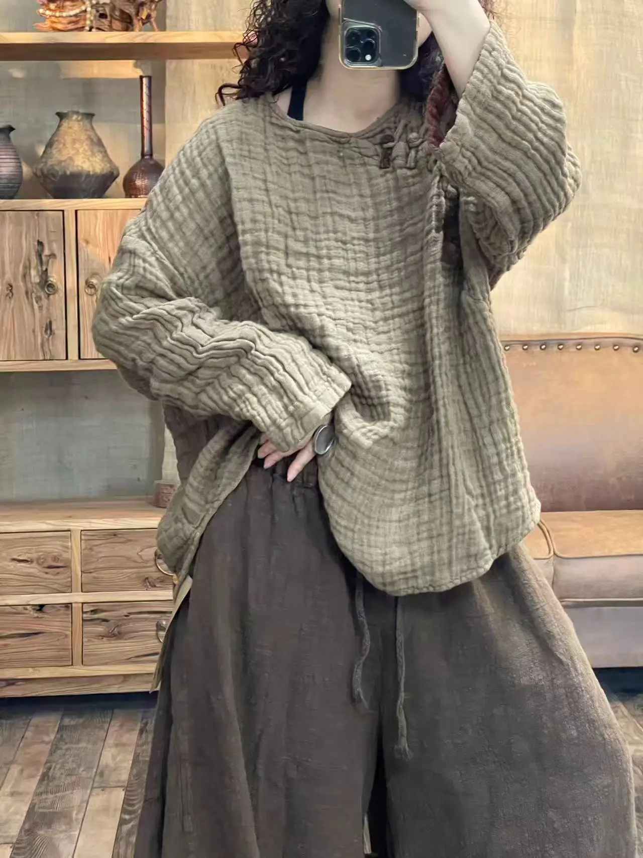 

Женский льняной пуловер ручной работы с длинным рукавом, свободного кроя, на пуговицах, с текстурой, в винтажном стиле, удобный, дышащий, с круглым вырезом