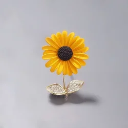 Sunflower Brooch For Women Girl Enamel Pins For Backpacks Fashion Accessory Gift