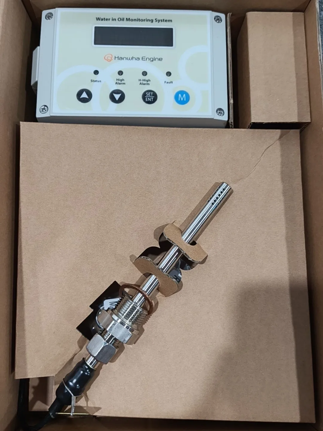 Hanwha Engine Water-in-Oil Monitoring System (Main Unit + Probe + Cable)