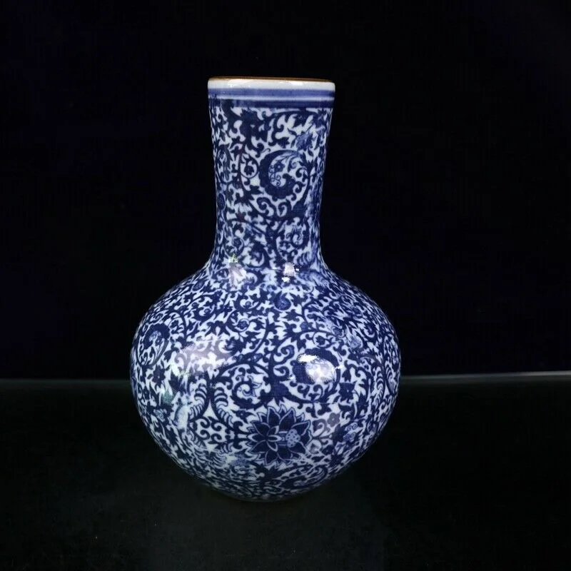 Ws12 Old Chinese Blue and White Porcelain Tangled Up Lotus Celestial Sphere Vase