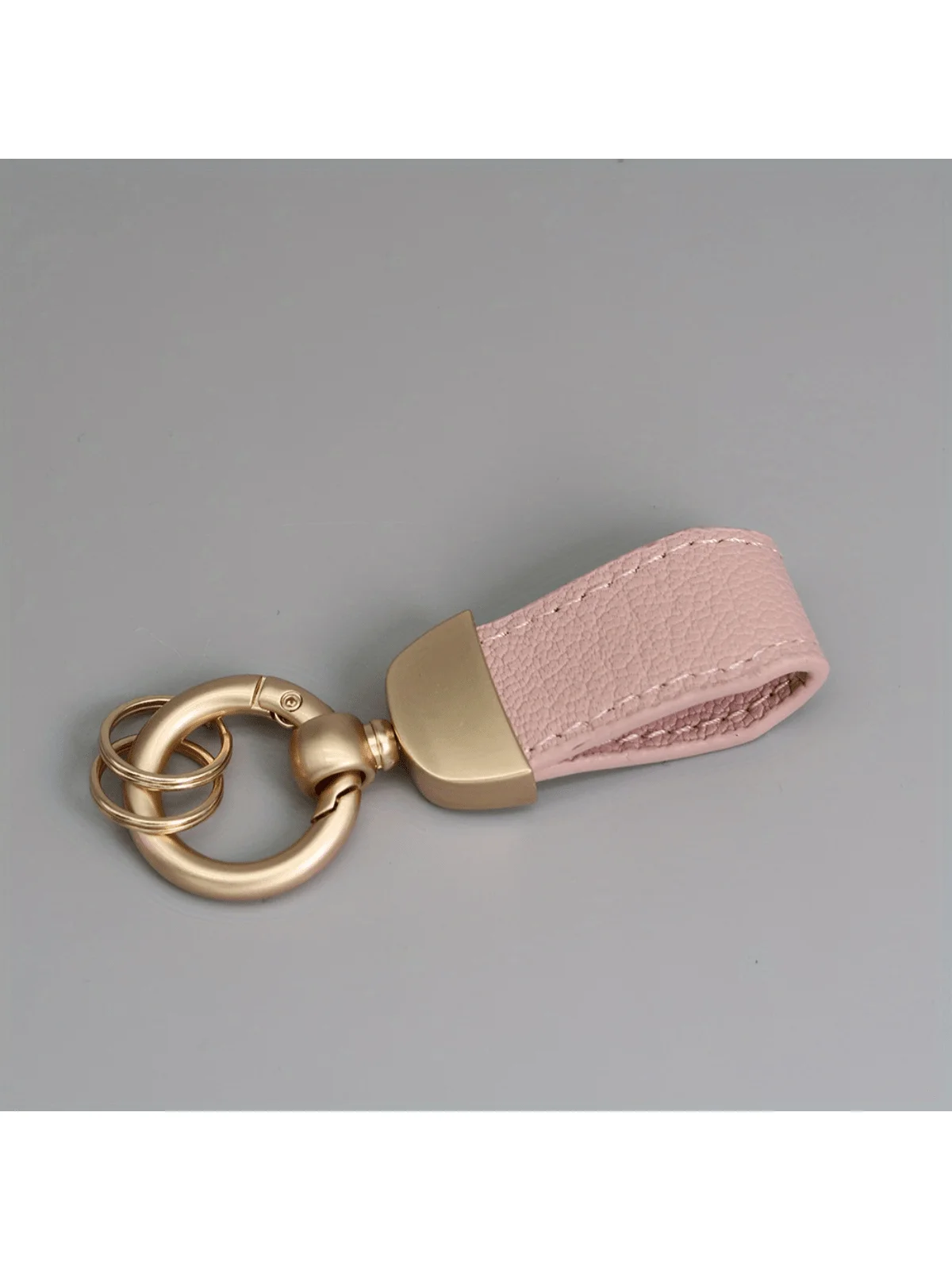 Stylish Leather Keychain with Metal Ring for Car Bag