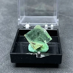Natural Raw Stone Green Fluorite Crystal Cluster Zhejiang Xianghualing Mineral Specimen Quartz Rock Decoration Gift Healing