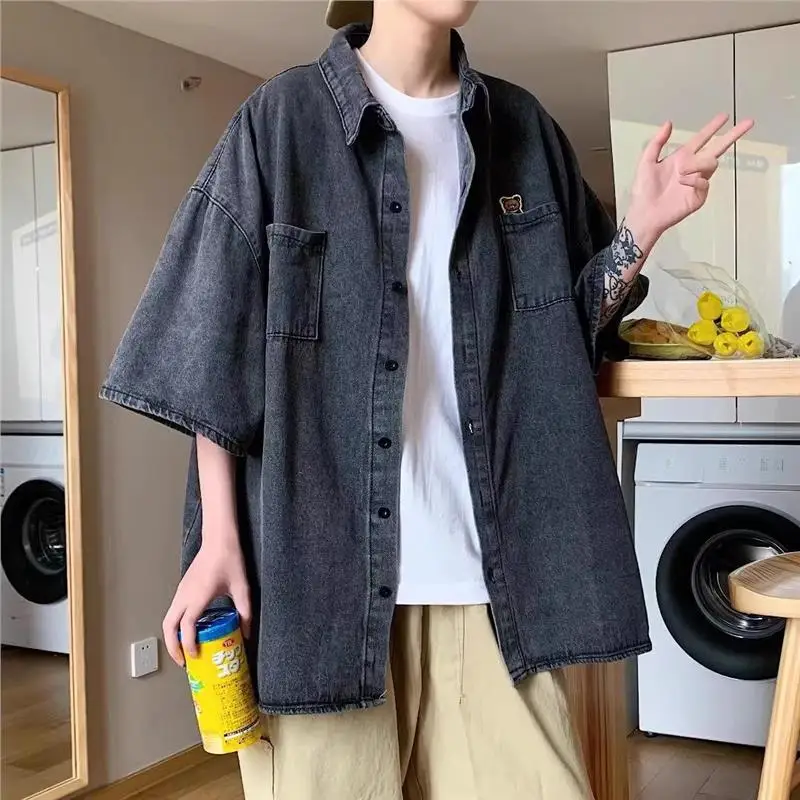 

Summer Men's Casual Short Sleeve Denim Shirt Large Size 250 Pounds Hong Kong Style Japanese Design Half Sleeve Jacket