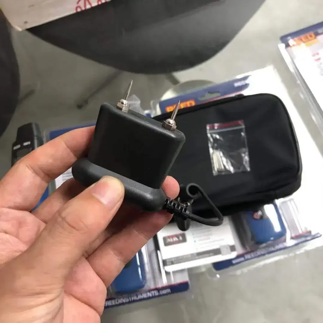 new2025REED R6015 مقياس رطوبة الخشب