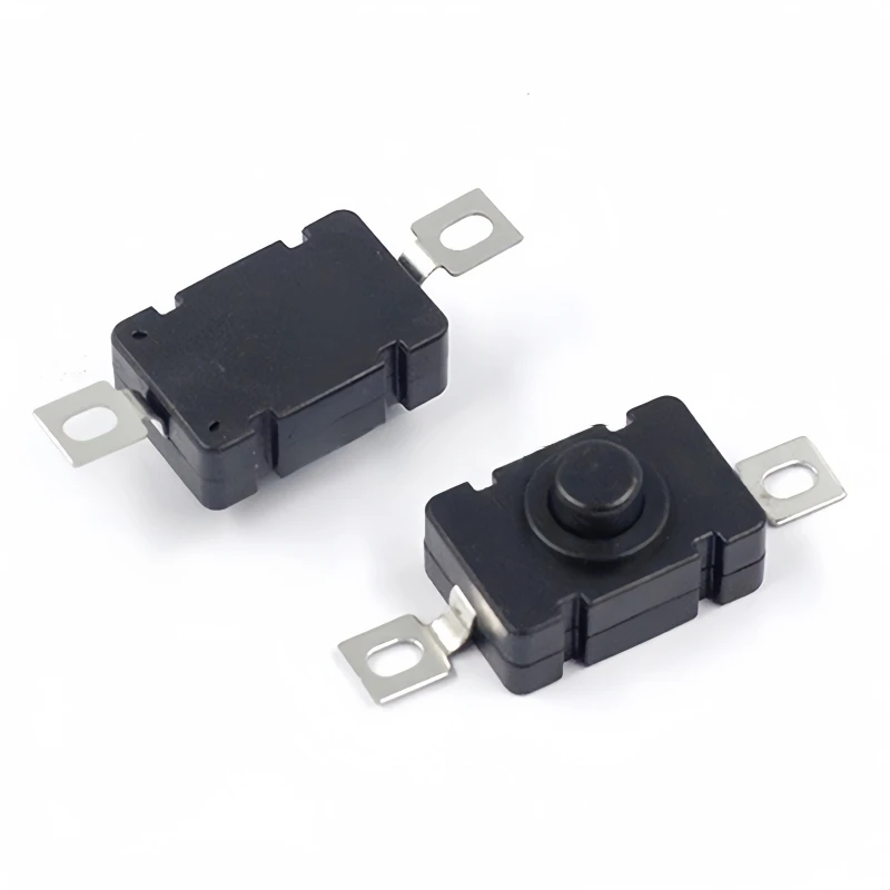 10 STKS KAN-28 Zaklamp Schakelaars Touch Drukknop AC/DC 250 V 1.5A Zelfsluitende SMD Type 18mm x 12mm