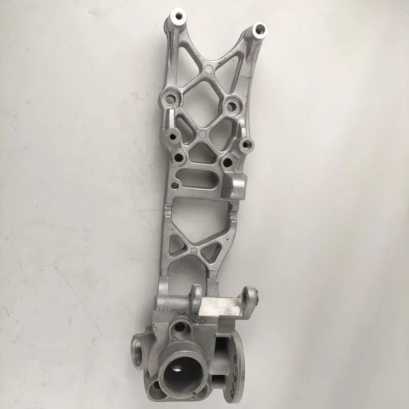 

Mineral Vehicle Mechanical Equipment Engine Parts 6B Water Inlet Connection 5260171