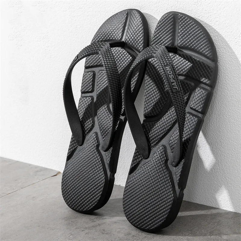 

Hot Sale Men's Black Flip Flops Daily Casual Slippers Summer Beach Holiday Slippers Men Outdoor Sports Flip Flops Man EVA Shoes