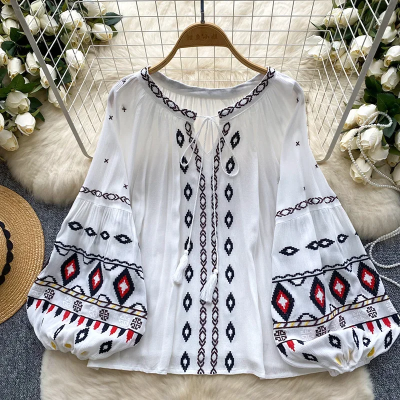 Women's Autumn Blouse Fashion Loose Comfortable Vintage Ethnic Style Embroidered Shirt Sweet Lace Up Lantern Sleeves Top BL007