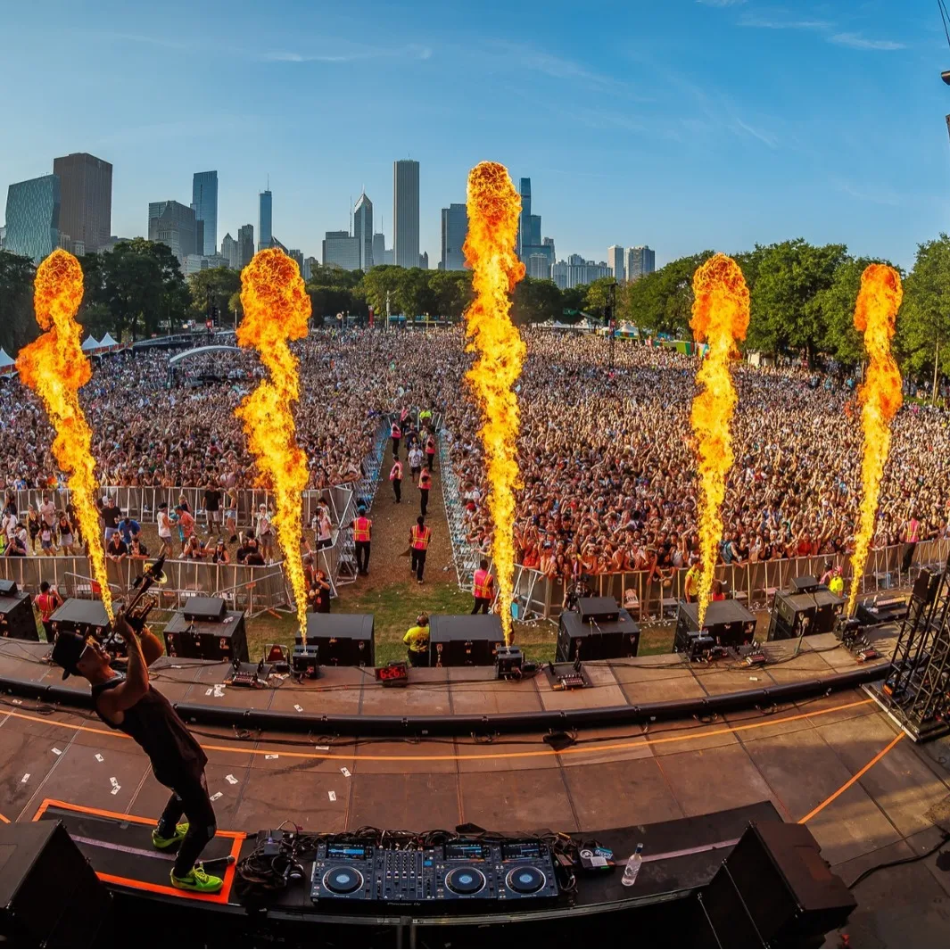 SP-90 مرحلة Spitfire 10 أمتار على ارتفاعات عالية مقاومة للماء Spitfire حقن مباشر مرحلة الأداء آلة لهب مهرجان الموسيقى