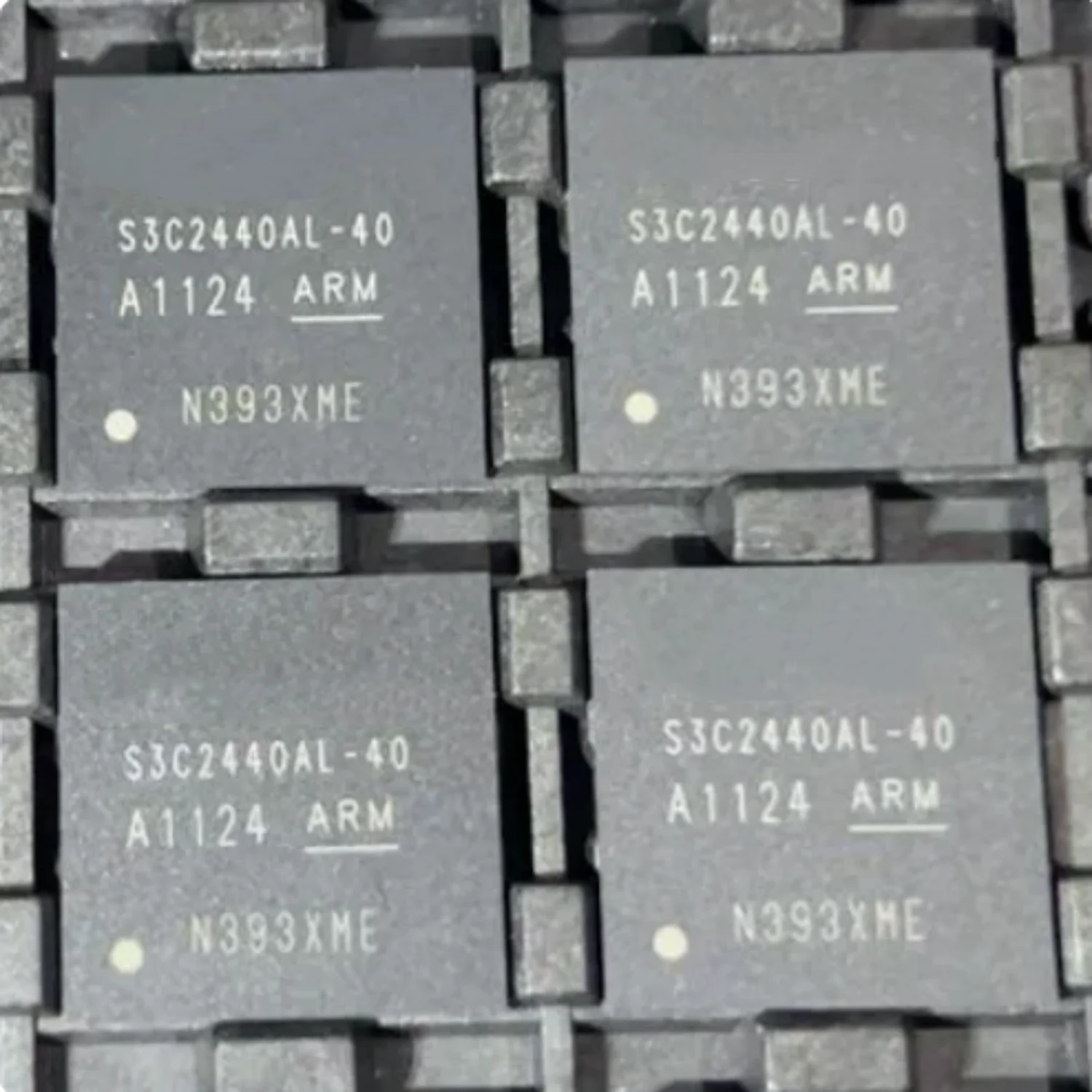 1~10pcs/lot S3C2440AL S3C2440AL-40 S3C2440AL-20 BGA-289 100% Brand New Original.