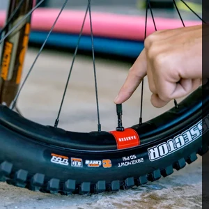 MK2 Tubeless Valves Presta Integrierte Speichenschlüssel- und Ventilkernentfernungskappen, Fahrrad-, Straßen- und Kiesfahrradreifen, kompatibel mit Einsatz – Detail 12