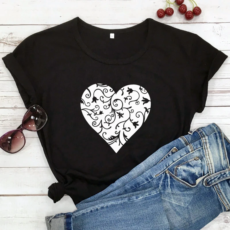 Women Black White Letters Graphic Tee Shirt Femme Floral Heart T-shirt Women Casual Summer Aesthetic Hipster Tshirt