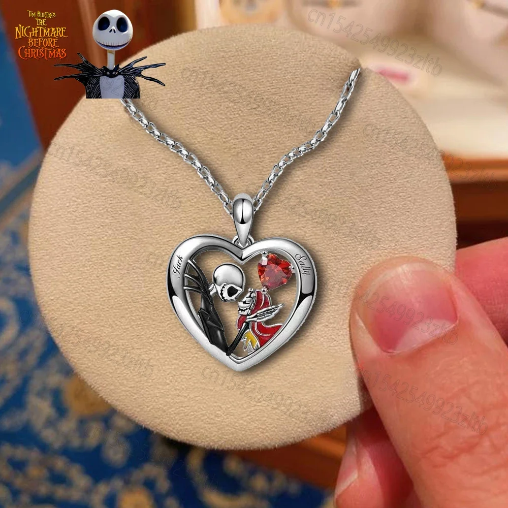 

DisneyThe Nightmare Before Christmas Necklace Heart Shaped Skull Halloween Jewelry Simple Diamond Jack Pendant Gift for Couples